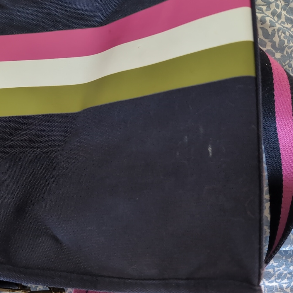 Bagging Rights Large Tote - Picture 5 of 8